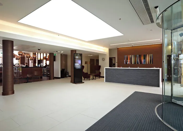 Lingfield Park Marriott Hotel & Country Club